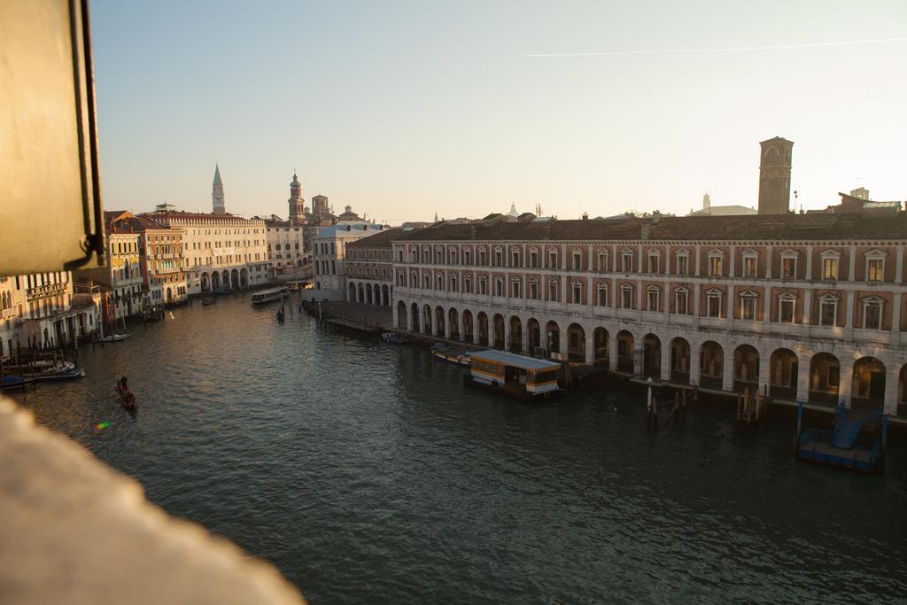 Locanda Ai Santi Apostoli Venecia Exterior foto